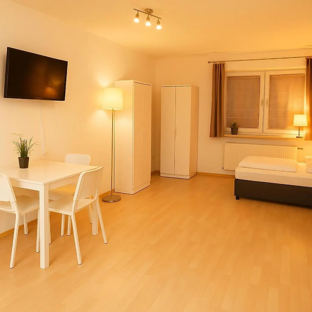 Sunnyhome Monteurwohnungen Und Apartments In Regensburg Pentling 0*,  ألمانيا